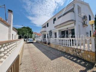 Apartman na moru, Prodaja, Vir, Vir