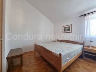 Apartman na moru, Prodaja, Vir, Vir