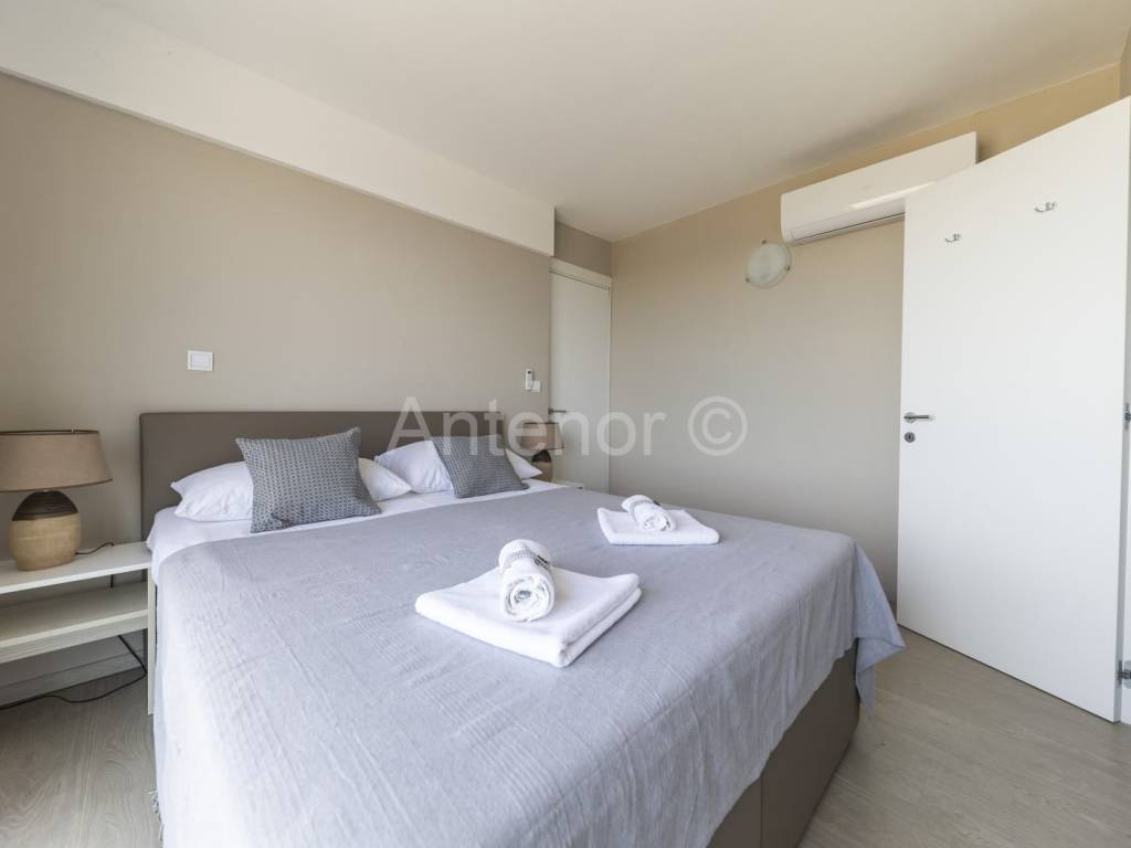 Apartman na moru, Prodaja, Povljana, Povljana