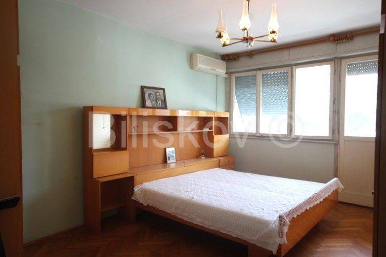 Stan u zgradi, Prodaja, Split, Split