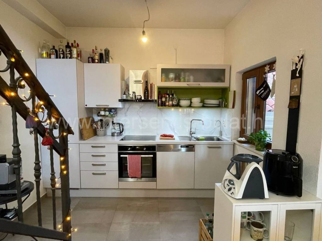 Stambeno poslovni objekt, Prodaja, Vodice, Vodice