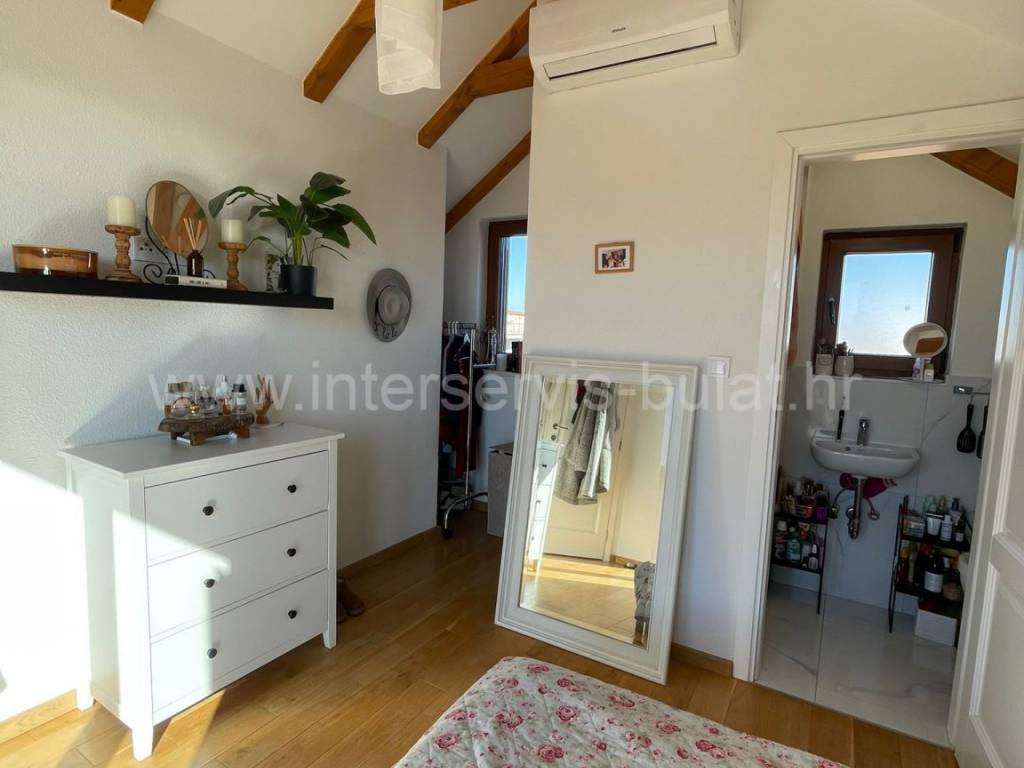 Stambeno poslovni objekt, Prodaja, Vodice, Vodice