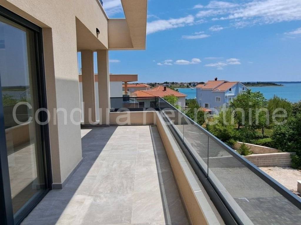 Apartman na moru, Prodaja, Privlaka, Privlaka