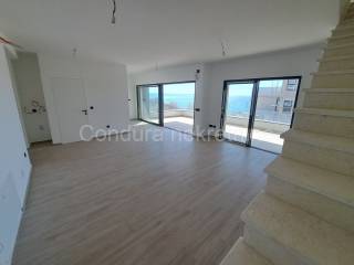 Apartman na moru, Prodaja, Nin, Zaton