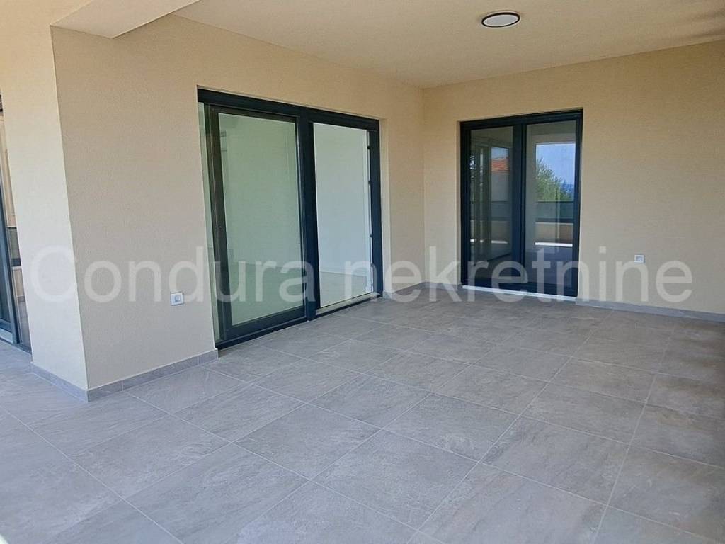 Apartman na moru, Prodaja, Privlaka, Privlaka