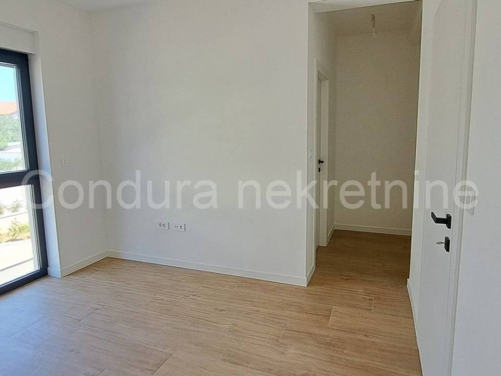 Apartman na moru, Prodaja, Privlaka, Privlaka