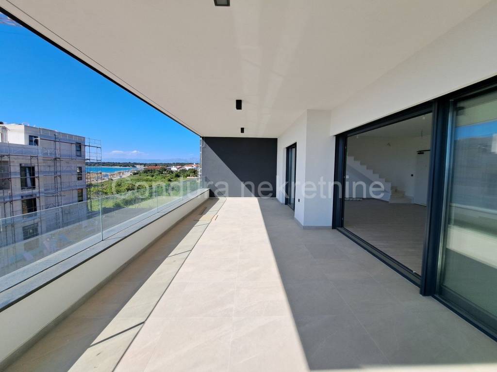Apartman na moru, Prodaja, Nin, Zaton