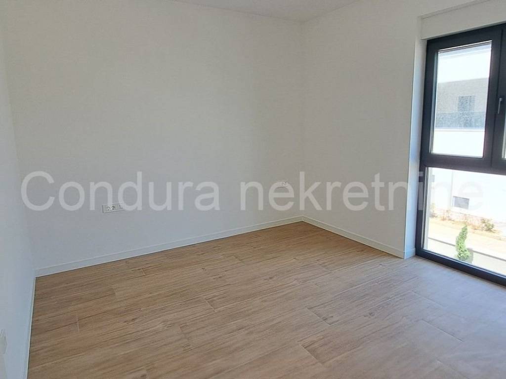 Apartman na moru, Prodaja, Privlaka, Privlaka