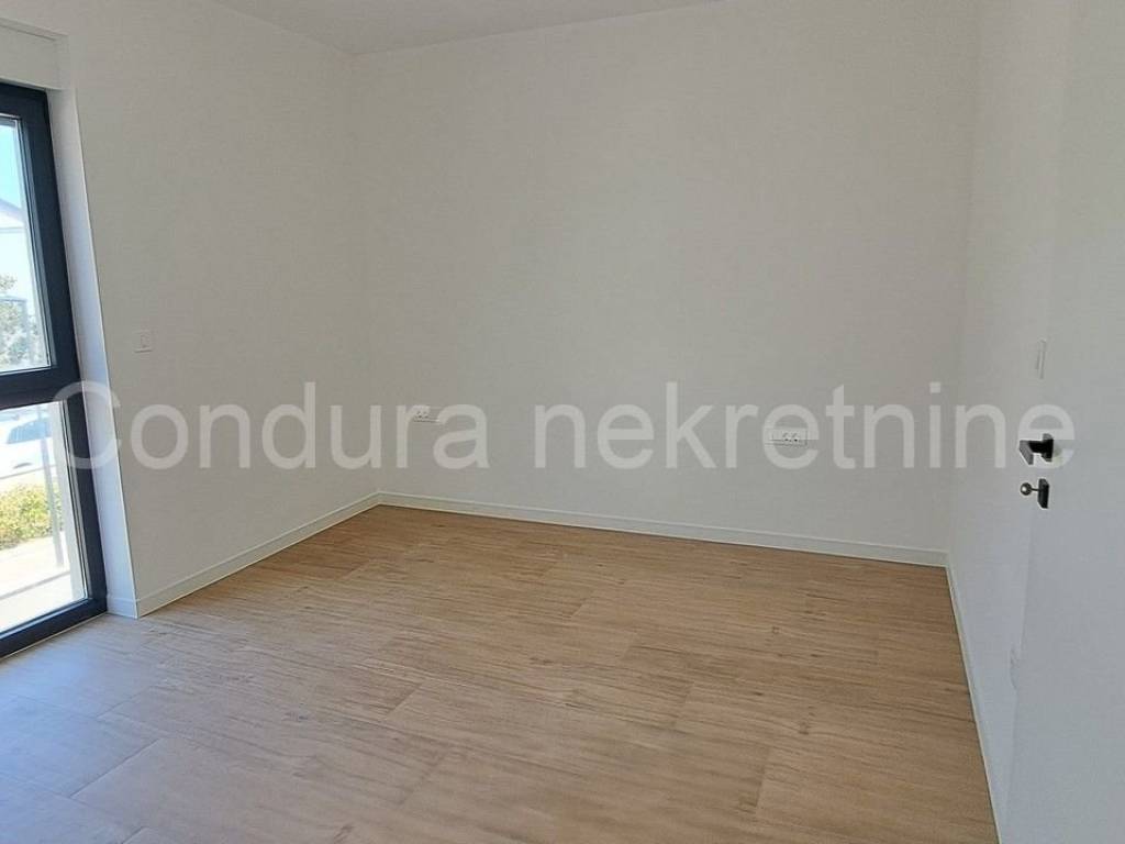 Apartman na moru, Prodaja, Privlaka, Privlaka