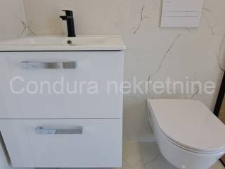 Apartman na moru, Prodaja, Privlaka, Privlaka
