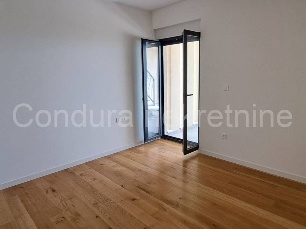 Apartman na moru, Prodaja, Privlaka, Privlaka