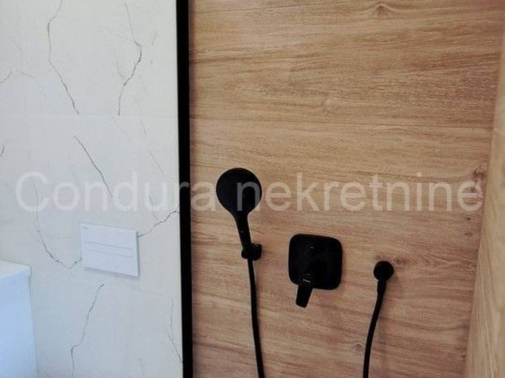 Apartman na moru, Prodaja, Privlaka, Privlaka