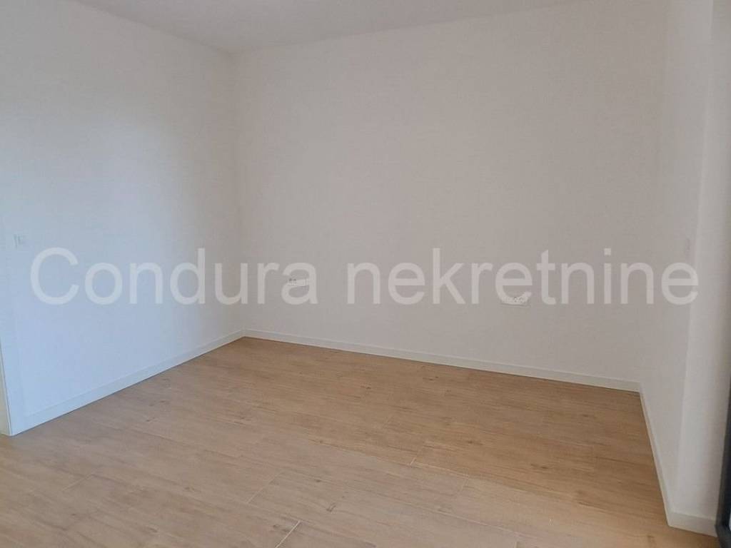 Apartman na moru, Prodaja, Privlaka, Privlaka