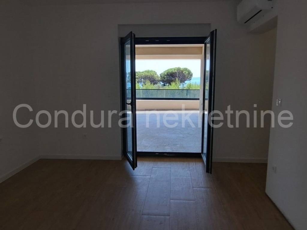 Apartman na moru, Prodaja, Privlaka, Privlaka