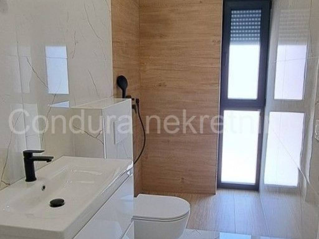 Apartman na moru, Prodaja, Privlaka, Privlaka
