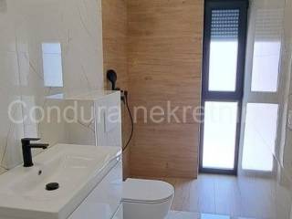 Apartman na moru, Prodaja, Privlaka, Privlaka