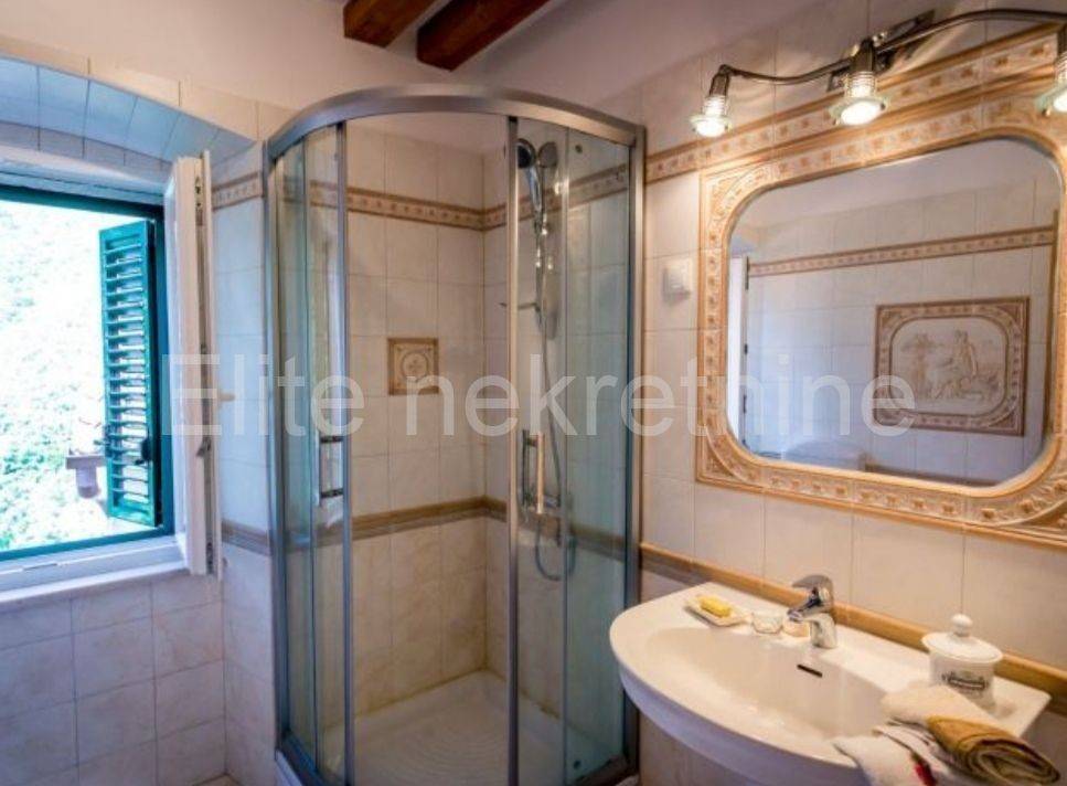 Samostojeća kuća, Prodaja, Cres, Beli