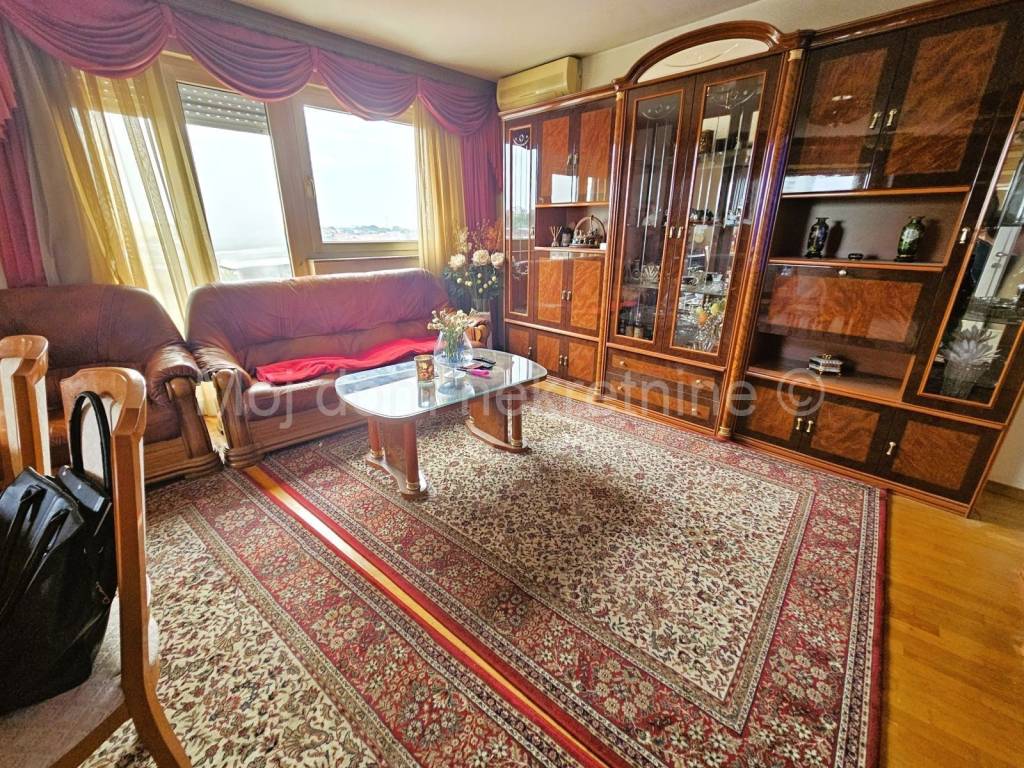 Stan u zgradi, Prodaja, Zagreb, Donja Dubrava