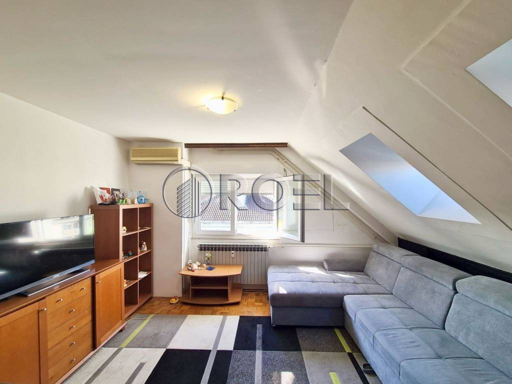 Stan u zgradi, Prodaja, Zagreb, Stenjevec