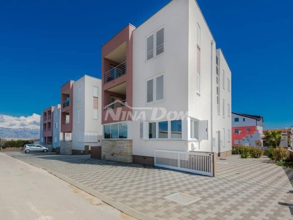 Apartmanska kuća, Prodaja, Vir, Vir