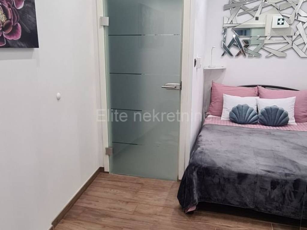 Stan u zgradi, Najam, Rijeka, Centar