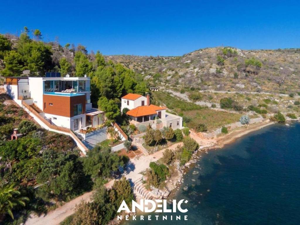 Građevinsko zemljište, Prodaja, Sutivan, Sutivan