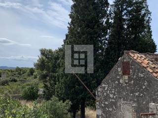 Šibenik okolica, poljoprivredno zemljište 37.000 m2, prodaja