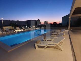 Novalja, luksuzna 5S vila, bazen, pogled na more, prodaja
