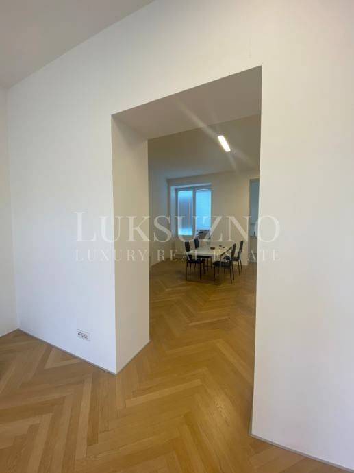 Zagreb, Cvjetni trg, luksuzan stan / ured 135m2, prodaja