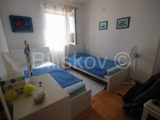 Stan u zgradi, Prodaja, Supetar, Supetar