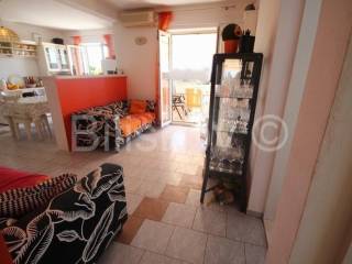 Stan u zgradi, Prodaja, Supetar, Supetar