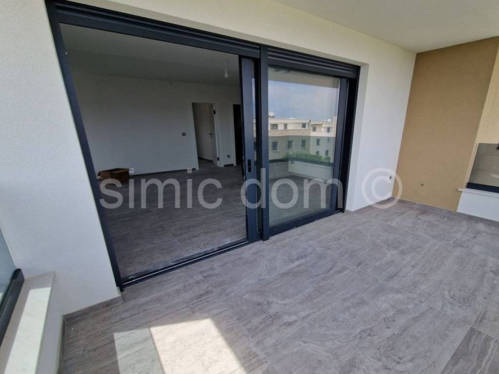 Apartman na moru, Prodaja, Murter, Murter
