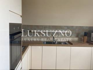 Pantovčak, luksuzan penthouse, namješten, parking, najam