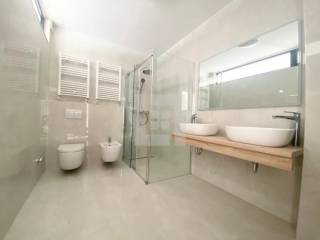 Jelenovac, luksuzan 5S stan, vrt, garaža, parking, prodaja