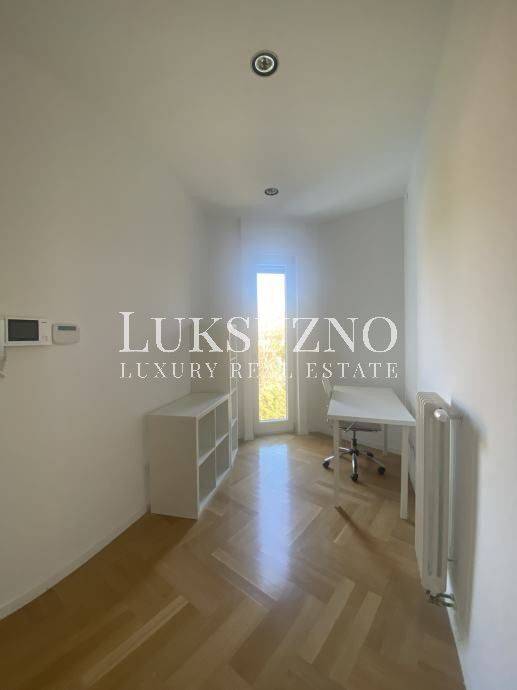 Šalata, penthouse, garaža, parking, najam, Luksuzno.com