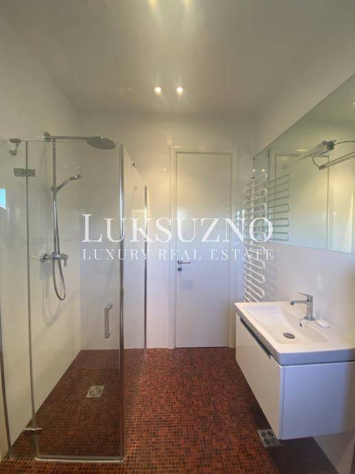 Šalata, penthouse, garaža, parking, najam, Luksuzno.com