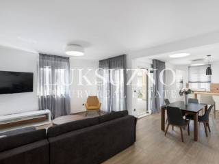 Hotel - 15 apartmana, 1550m2, Hvar, prodaja, Luksuzno.com