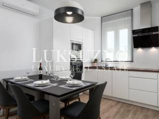 Hotel - 15 apartmana, 1550m2, Hvar, prodaja, Luksuzno.com
