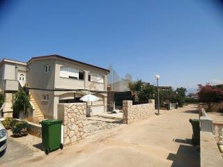 Apartmanska kuća, Prodaja, Vir, Vir