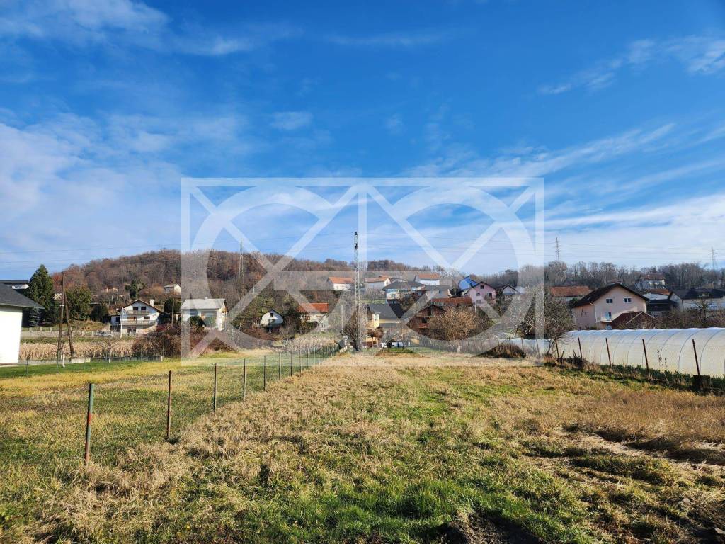 Gradjevinsko stambeno zemljiste, Prodaja, Zagreb, Gornja Dubrava