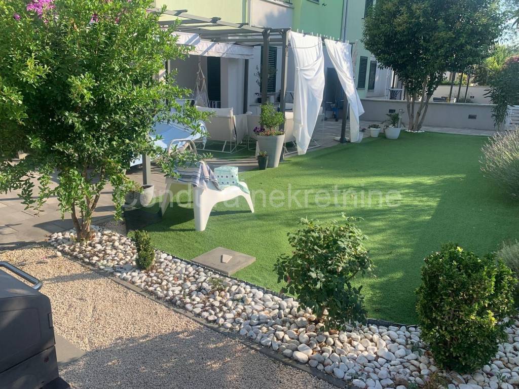 Apartman na moru, Prodaja, Vrsi, Mulo