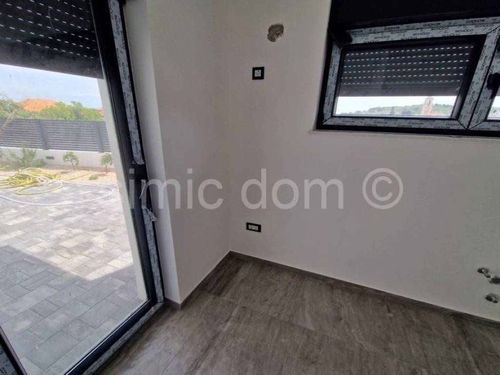 Apartman na moru, Prodaja, Murter, Murter