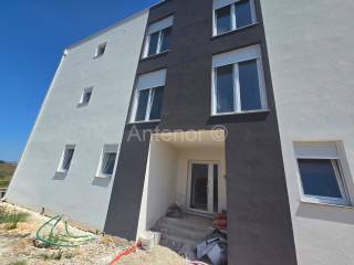 Apartman na moru, Prodaja, Privlaka, Privlaka
