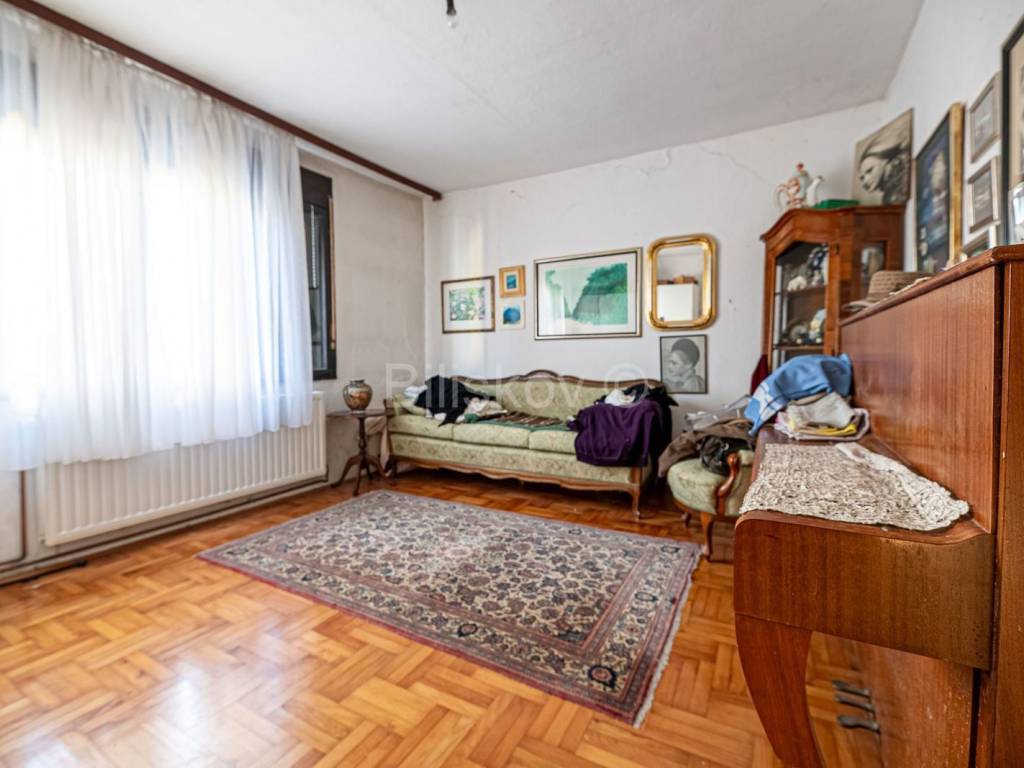 Dvojna kuća, Prodaja, Zagreb, Črnomerec