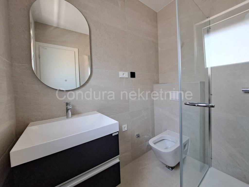 Apartman na moru, Prodaja, Privlaka, Privlaka