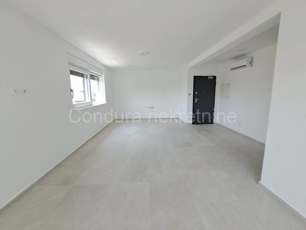 Apartman na moru, Prodaja, Privlaka, Privlaka