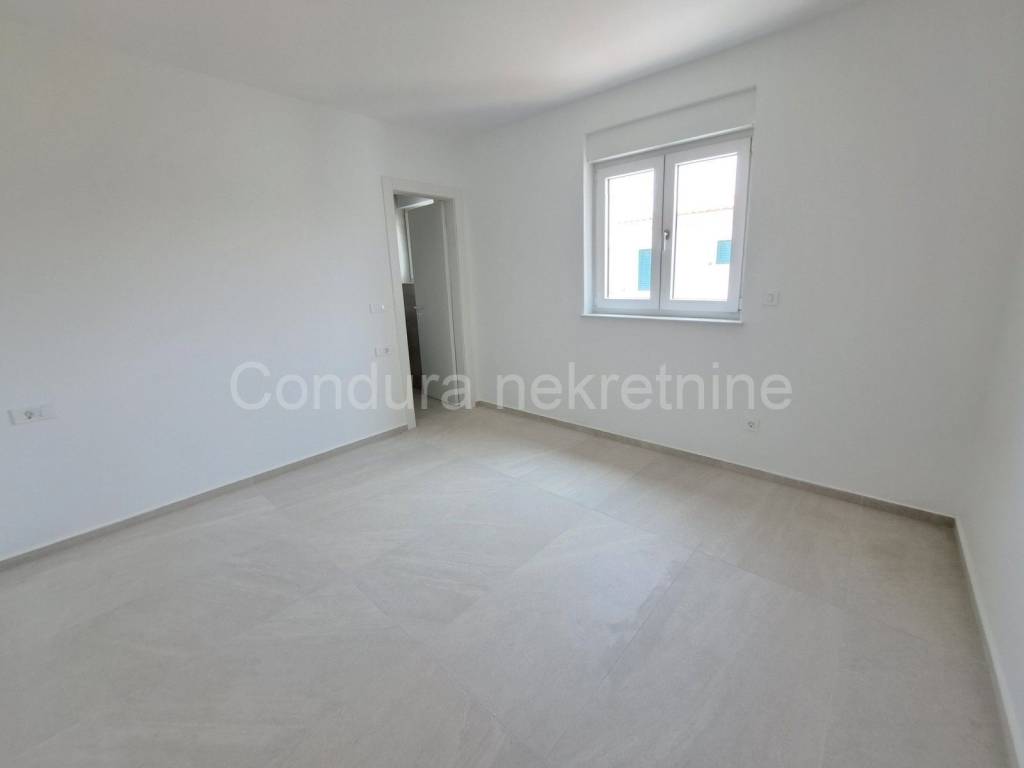 Apartman na moru, Prodaja, Privlaka, Privlaka