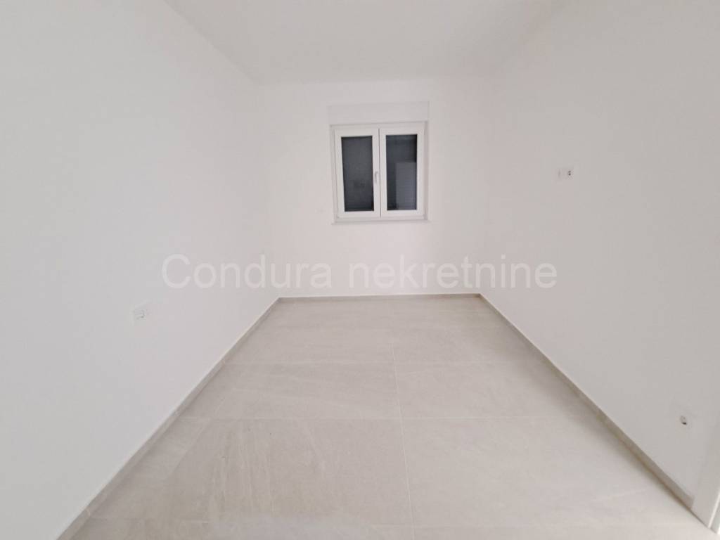 Apartman na moru, Prodaja, Privlaka, Privlaka