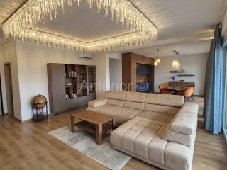 Apartman na moru, Prodaja, Vrsi, Zukve