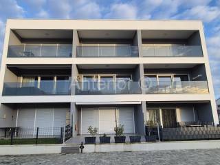 Apartman na moru, Prodaja, Vrsi, Zukve